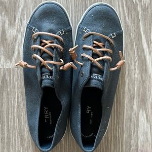 Sperrys women navy